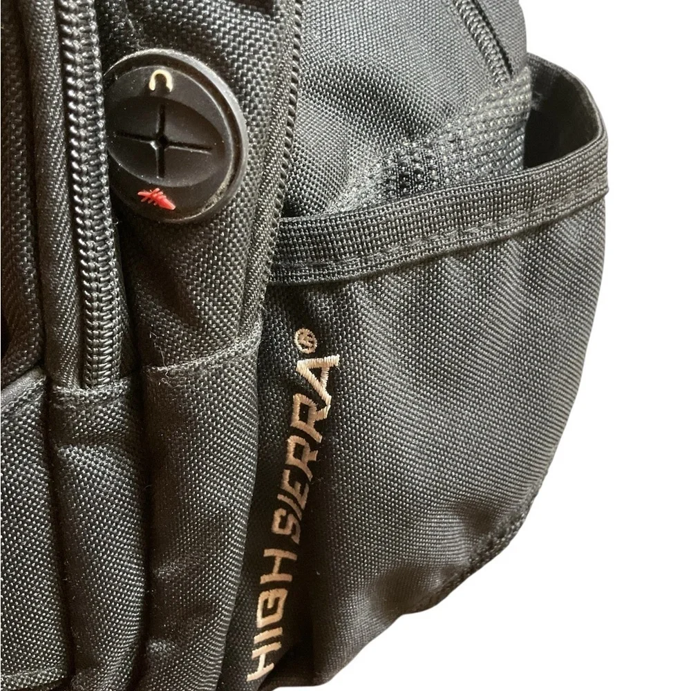 High Sierra Suspension Strap System Black Backpack